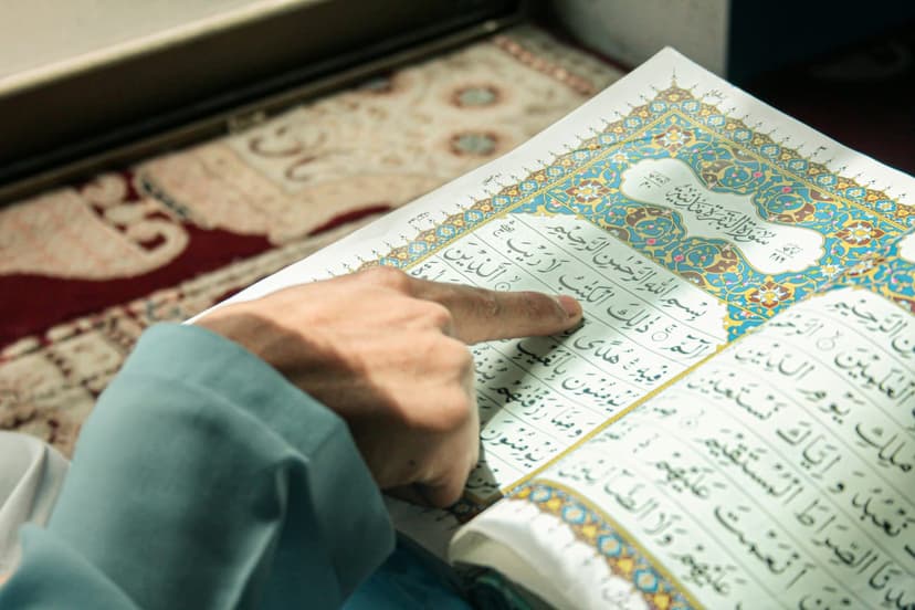 Online Quran Teachers at Darul Ilm Online Quran Academy
